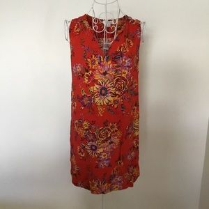 Beach lunch lounge red Floral dress